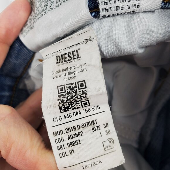 Diesel 2019 D Strukt Men's Mid Rise Skinny Light Wash Denim Jeans Size 30x30 - Picture 9 of 13